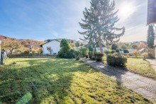 Garten vor dem Haus Haus mit Charakter und Entwicklungschance - in idyllischer Lage von F�rth