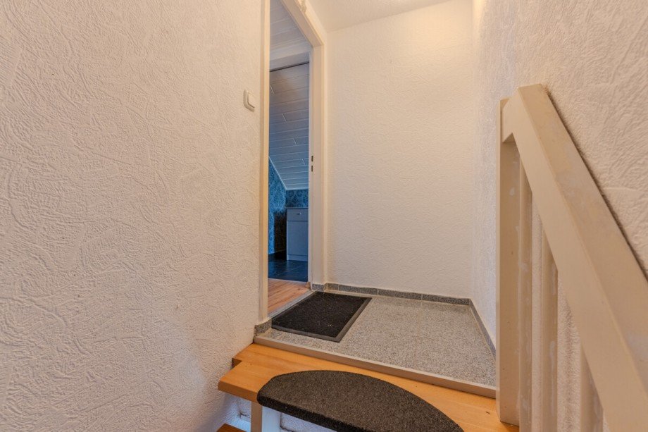 Eingang Dachgeschoss Etagenwohnung Laudenbach