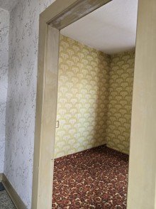 OG Durchgangszimmer links (2) Zeitreise mit Potenzial - Charmantes Bauernhaus mit Scheune, Innenhof und Geschichte