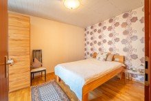 Schlafzimmer Charmante 2-Zimmer-Eigentumswohnung mit Balkon, Tiefgaragenstellplatz