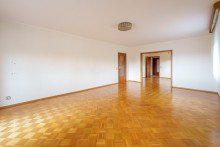 Wohnzimmer Richtung Esszimmer Top-Gelegenheit in Heppenheim: 4-Zimmer-ETW im sanierten Hochhaus, innen mit Potenzial!