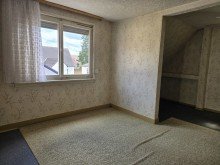 OG Hauptraum mitte rechts (2) Zeitreise mit Potenzial - Charmantes Bauernhaus mit Scheune, Innenhof und Geschichte
