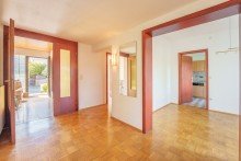 Eingang mit Esszimmer Gro�z�giges Zweifamilienhaus in ruhiger Wohnlage von M�rlenbach