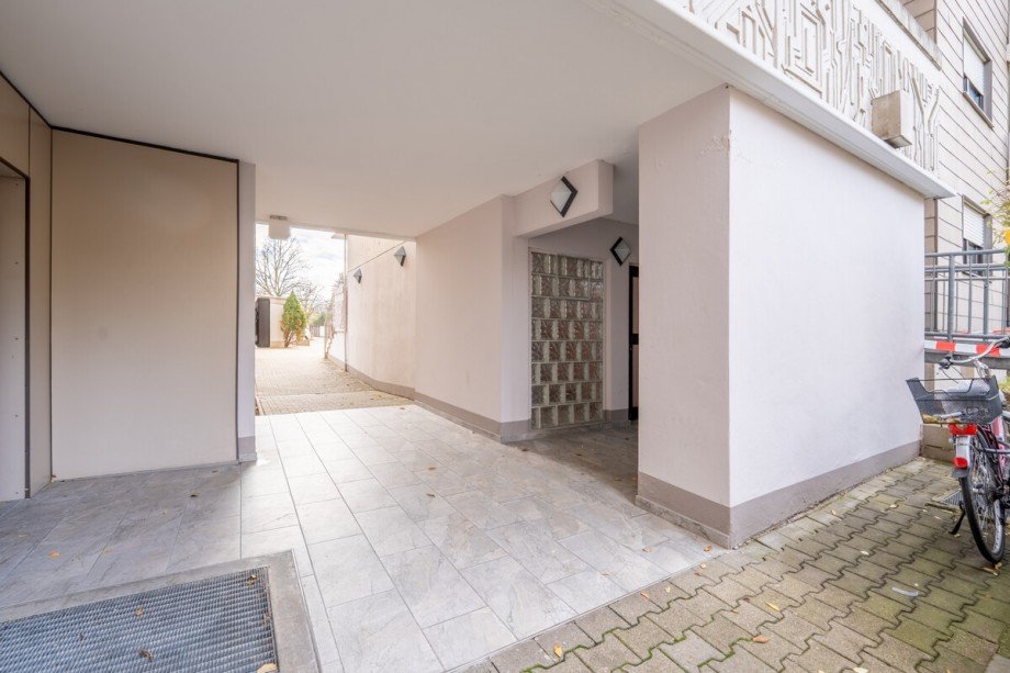 Eingang Etagenwohnung Heppenheim (Bergstra�e)