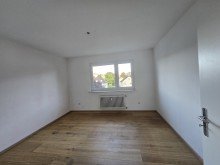 Kinderzimmer 2 Modernisierte 4-Zimmerwohnung mit Einbauk�che & Balkon - 97 m�