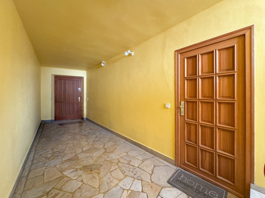 Flur EG-Wohnung Mehrfamilienhaus Worms