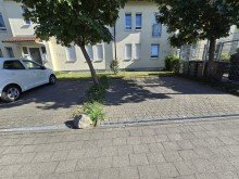 Abstellplatz im Freien Gepflegte Wohnung mit gro�em Balkon & TG-Stellplatz - Ideal f�r Eigennutzer oder Anleger