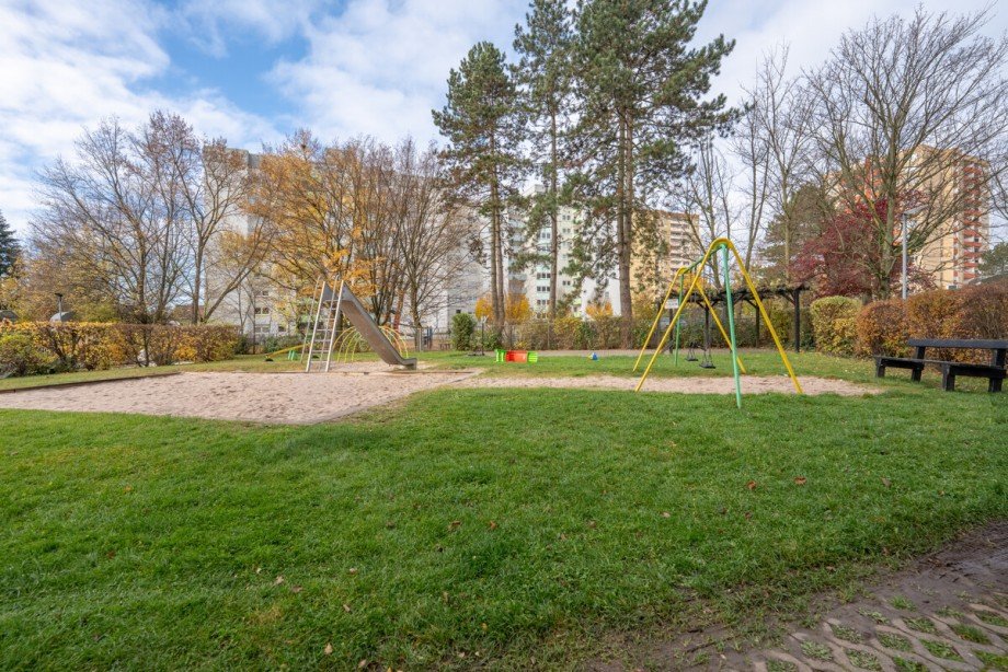 Spielplatz hinter dem Haus Etagenwohnung Heppenheim (Bergstra�e)