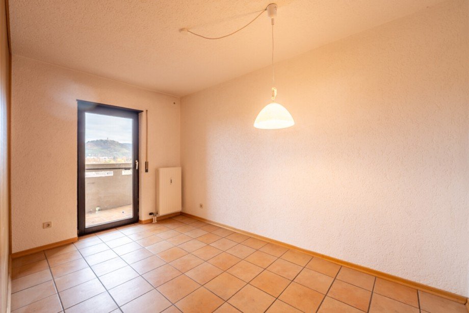 Kinderzimmer mit kleinem Balkon Etagenwohnung Heppenheim (Bergstra�e)