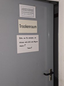 Trockenraum Gepflegte Wohnung mit gro�em Balkon & TG-Stellplatz - Ideal f�r Eigennutzer oder Anleger