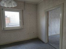 EG Durchgangszimmer 1 links Zeitreise mit Potenzial - Charmantes Bauernhaus mit Scheune, Innenhof und Geschichte
