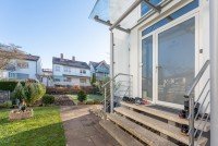 Bild (bad03661a0b4428f28d476bf6009d4e2): Charmante Doppelhaush�lfte mit gro�z�gigem Garten in Heppenheim