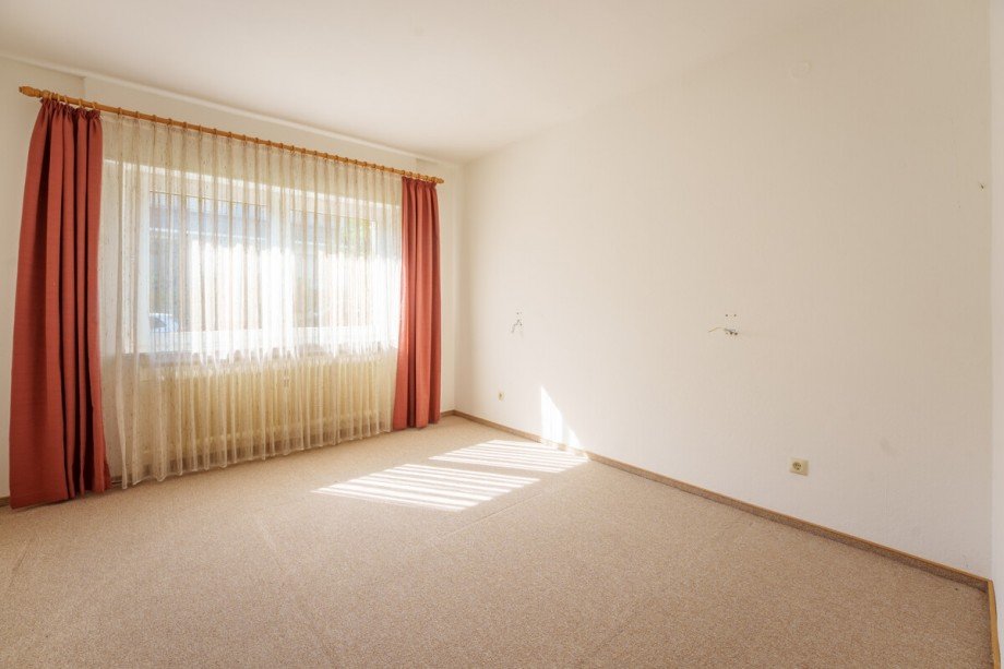 Schlafzimmer Zweifamilienhaus M�rlenbach