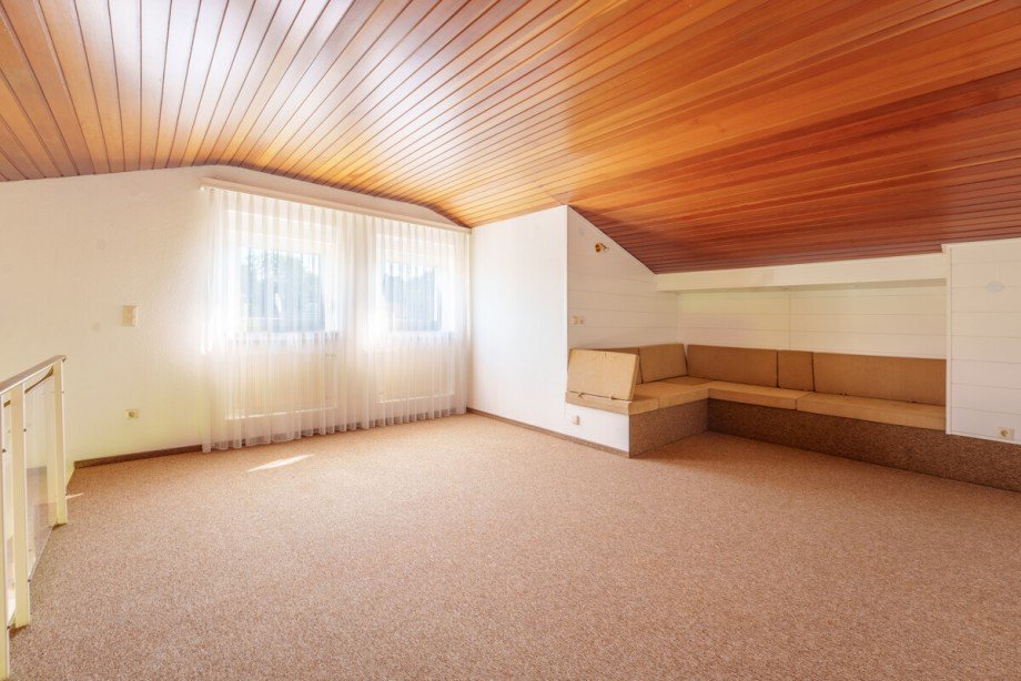 Empore Zweifamilienhaus M�rlenbach