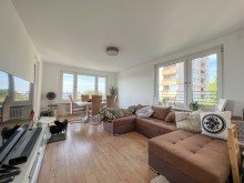 Wohnzimmer Moderne 3-ZKB Balkon Wohnung in gepflegter Anlage