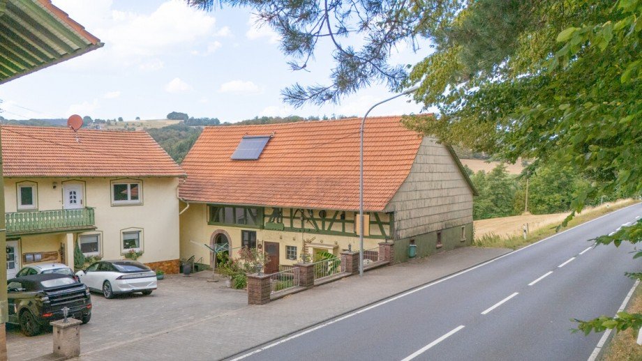 Haus mit Scheune Zweifamilienhaus Reichelsheim